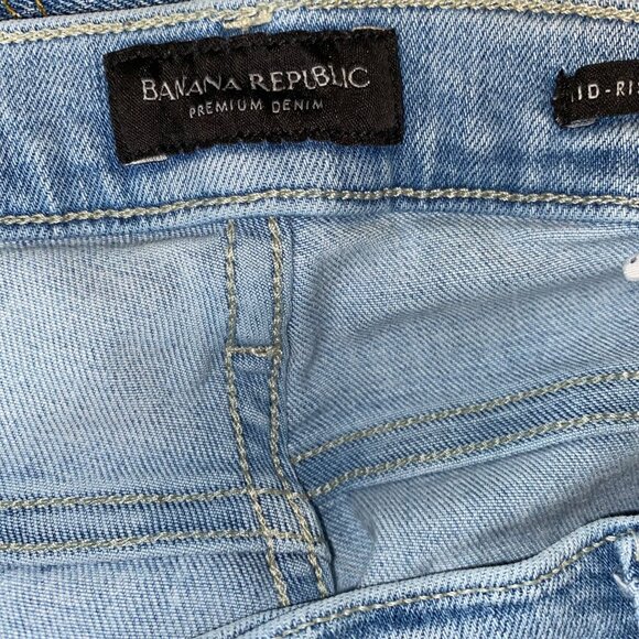 Banana Republic Mid Rise Skinny Size 31 Light Wash Ripped Knees Denim Jeans - Picture 4 of 7